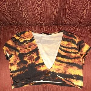 NWT PRETTYLITTLETHING 2 PIECE ACID PRINT TWIST FRONT TSHIRT BIKINI WOMEN'S SIZE8